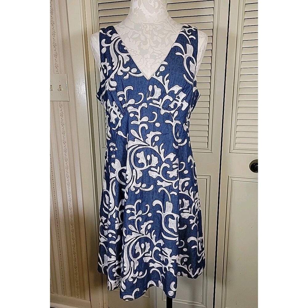 Nicole Miller Dress Womens 12 Blue White Embroidered Fit Flare Sleeveless V Neck
